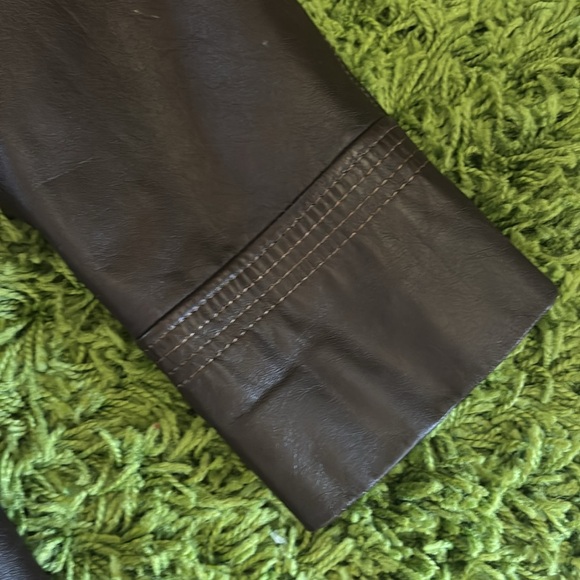 Vintage leather - Picture 7 of 13
